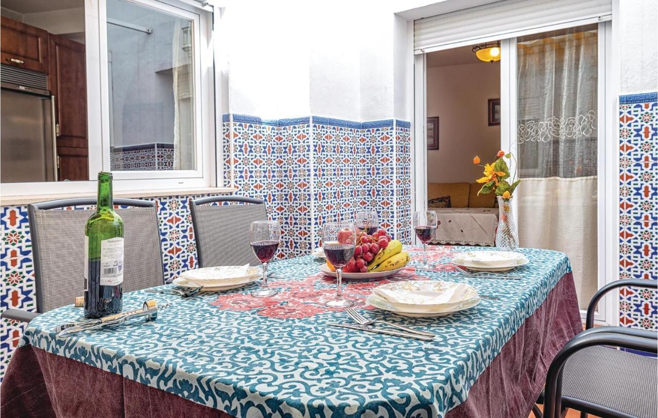 Beautiful Apartment In Cordoba With Kitchenette ภายนอก รูปภาพ