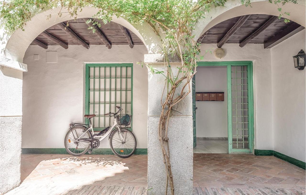 Beautiful Apartment In Cordoba With Kitchenette ภายนอก รูปภาพ